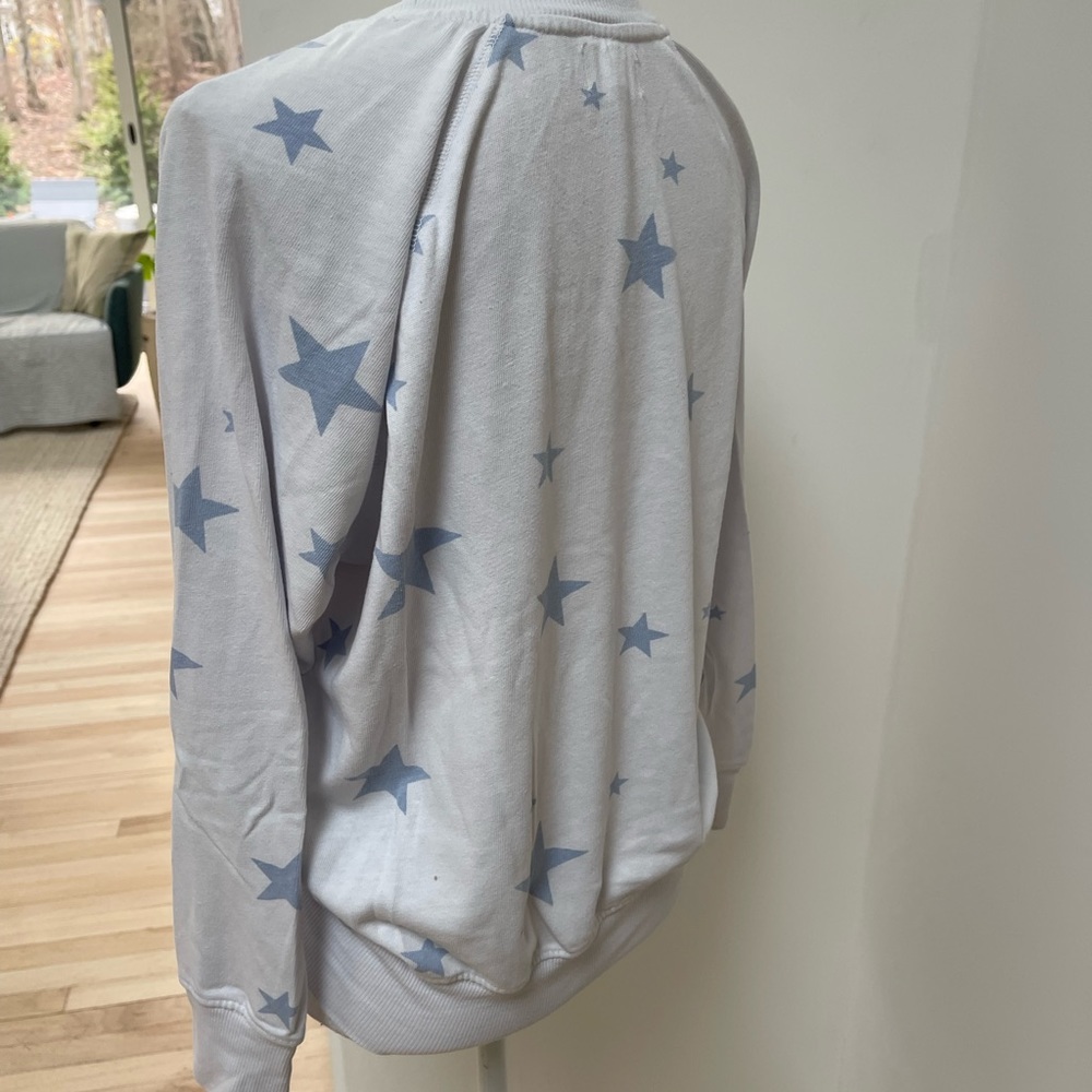 Sundry - Picture 4 of 8